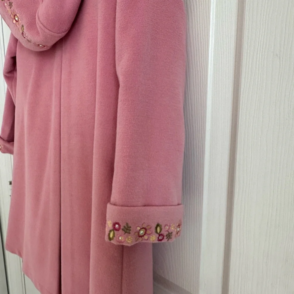Gorgeous OOMPH girls coat‎ and dress …..size 4/5 pink with flowers EEUC